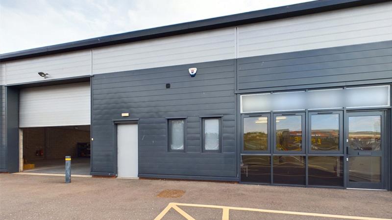 Trade Counter / Industrial Unit To Let in Wellingborough