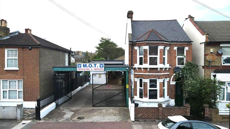 Mixed Use Investment / Development Opportunity For Sale in Tooting
