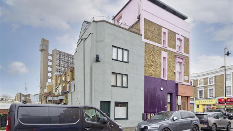 Mews Style Building For Sale in North Kensington