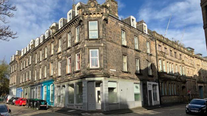 Double Fronted Retail Unit To Let/May Sell in Edinburgh
