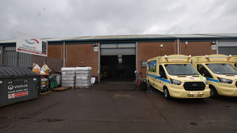 Industrial Unit With On Site Parking To Let in Falkirk