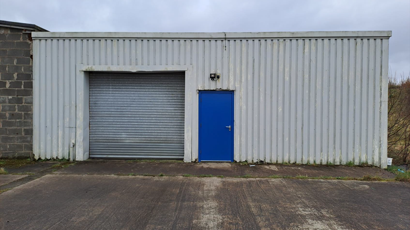 Warehouse With Loading Capacity To Let in Dundonald