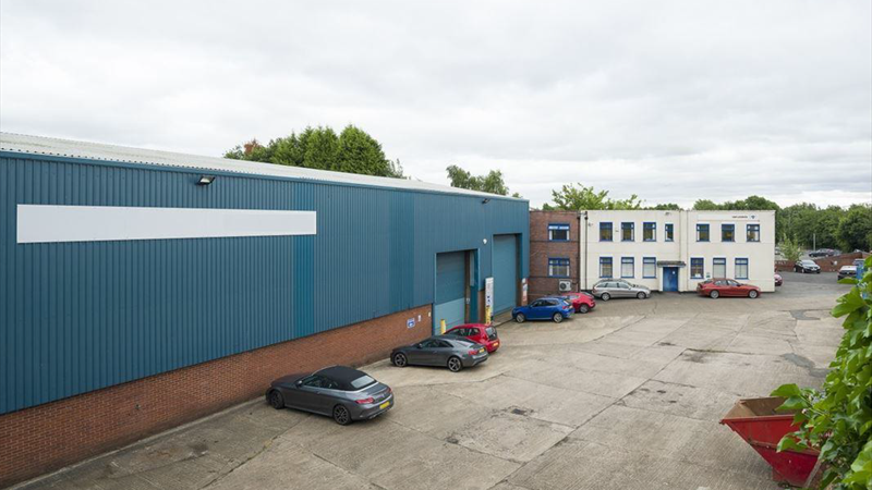 Large Industrial/Warehouse Unit For Sale/To Let in Dudley