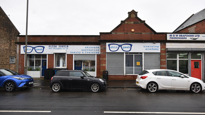 3 Retail Units & Storage Unit To Let in Falkirk