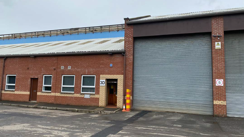 High Bay Warehouse / Workshop With Offices To Let in Cambuslang