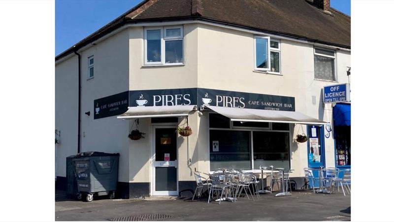 Cafe / Sandwich Bar in Esher For Sale