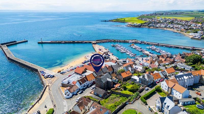 Charming Michelin Star Resturant For Sale in Anstruther