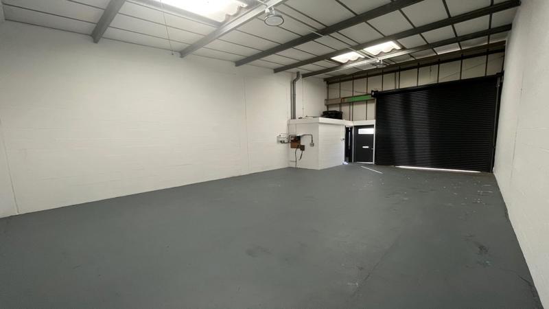 Unit 4 River Ray Industrial Estate, Barnfield Road, Swindon, SN2 2DJ ...