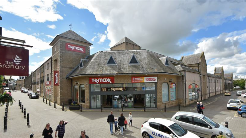Prime Retail Unit To Let/May Sell in Elgin