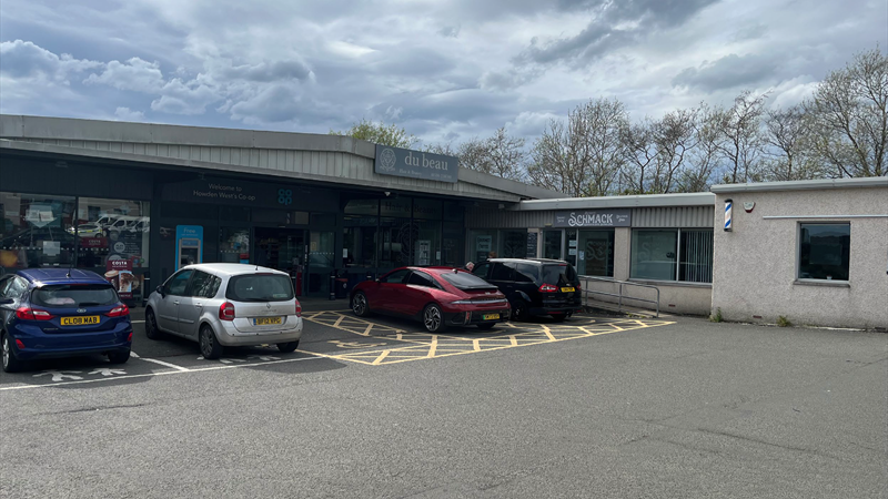 Highly Visible Retail Unit To Let in Livingston