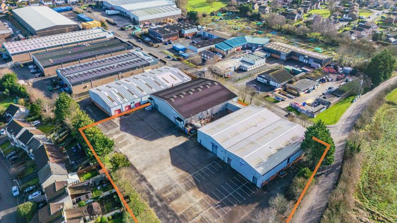Industrial Units With Large Rear Yard To Let in Nailsea