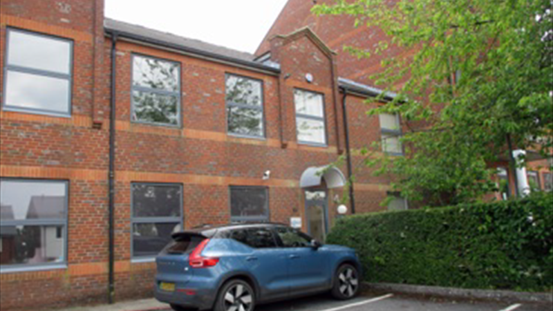 Offices With Parking To Let in Crowborough
