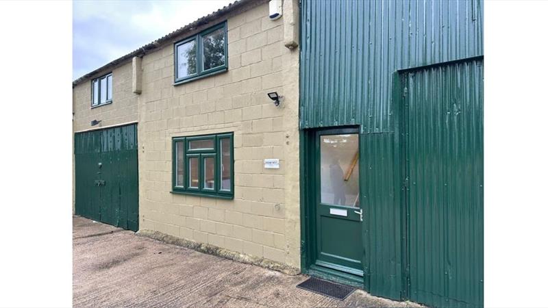 Office Space in Cobham To Let