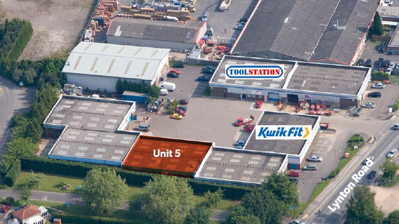 Industrial / Warehouse Unit To Let in Swindon