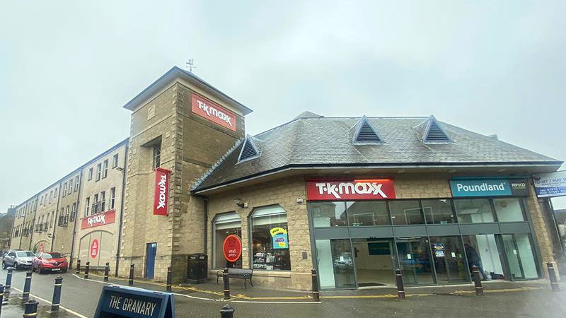 Prime City Centre Retail Investment For Sale in Elgin