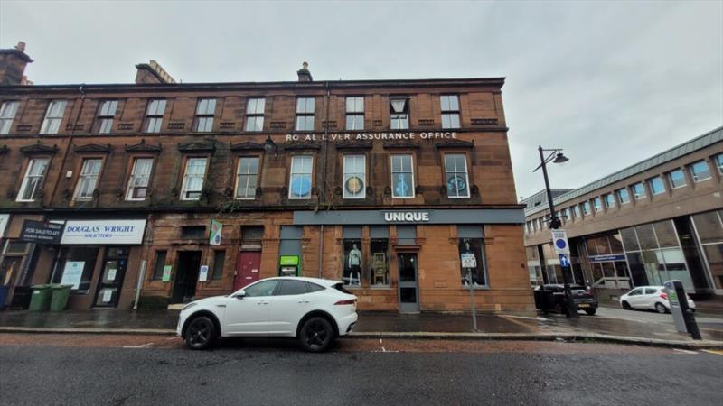 Prominent Town Centre Retail Unit To Let in Kilmarnock