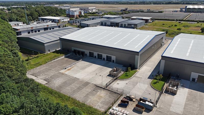 High Specification Warehouse To Let in Doncaster