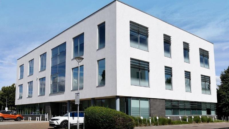 Grade A Office Space To Let in Gloucester