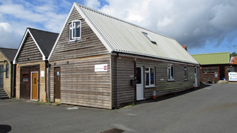 Workshop / Store With Offices To Let in Crowborough