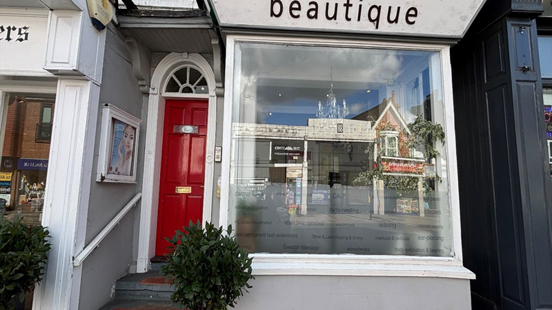 Class ‘E’ / Retail Premises To Let in Dorking