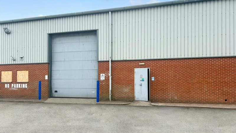 Industrial / Trade Counter / Storage To Let in Littlehampton