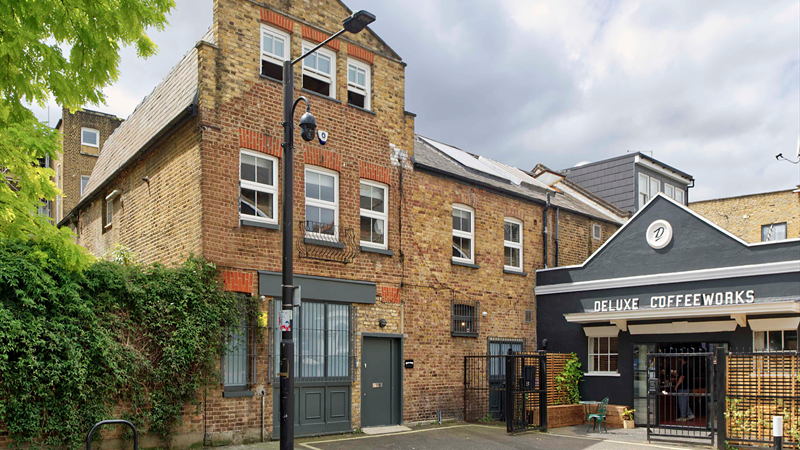 Victorian Mews & Coach House Office Conversion For Sale in Hammersmith & Fulham