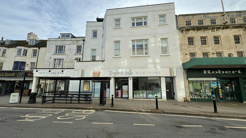 Retail Premises To Let in Worthing