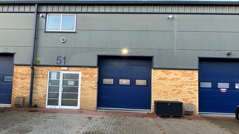 Warehouse Unit in Chichester To Let