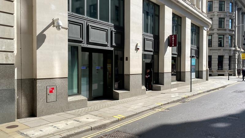 99 Gresham Street, London, EC2V 7NG - Novaloca.com