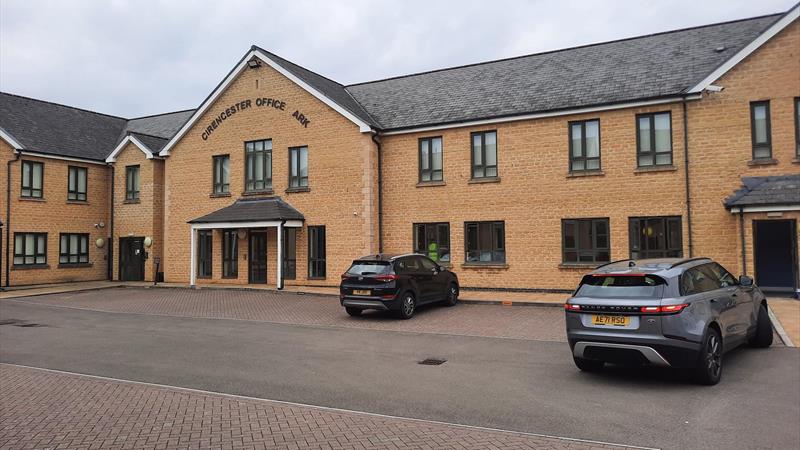 office to let Cirencester