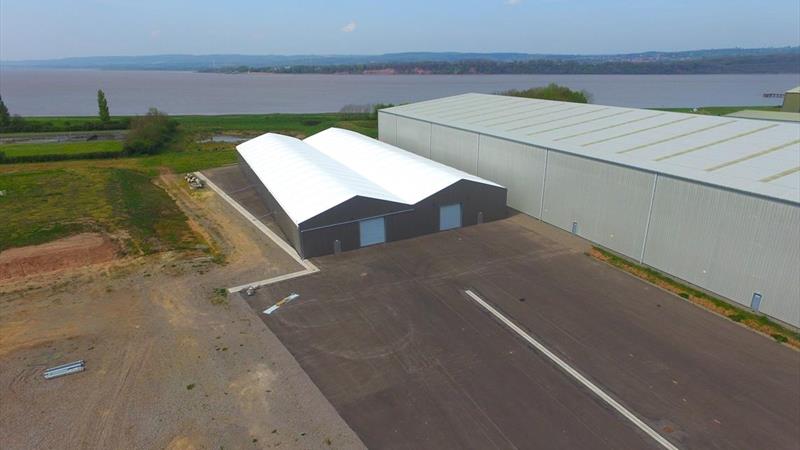 warehouse to let Sharpness