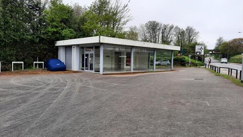 showroom to let Exeter
