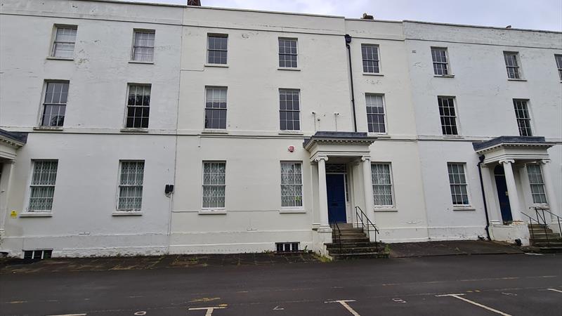 office building to let Gloucester