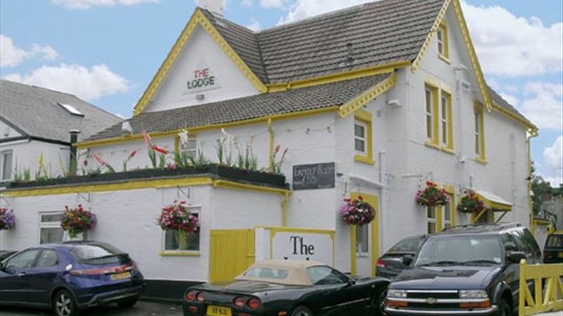 The Lodge, 4 Southcote Road, Bournemouth, BH1 3SR - Novaloca.com