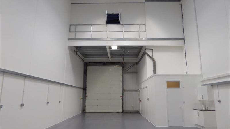 Light Industrial Unit To Let , Unit 11 Vale Industrial Park, 170 Rowan ...