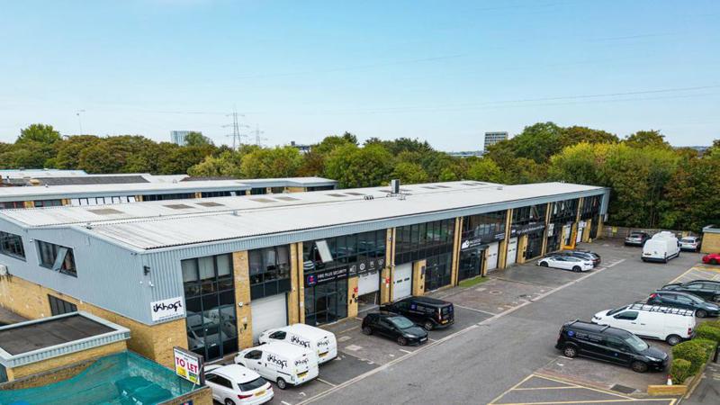 warehouse to let London