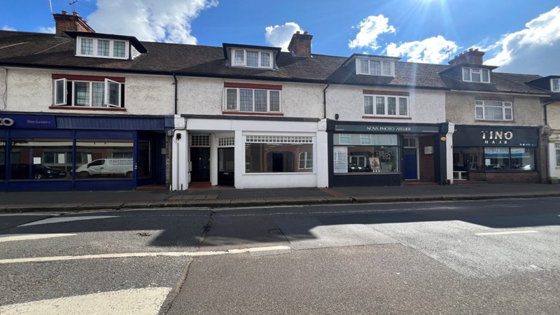 shop to let Sutton