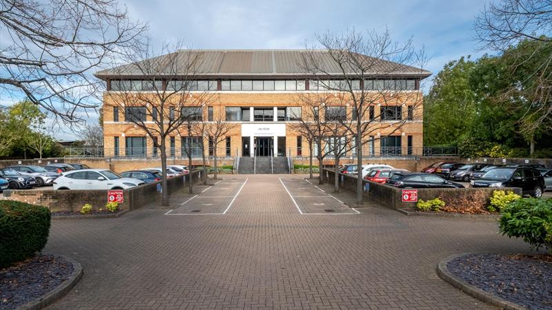 Office To Let in Watford