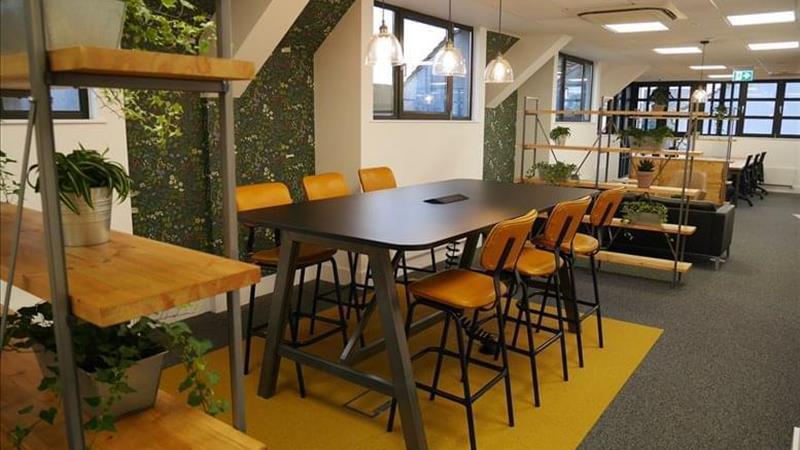 COWORKING ACCOMMODATION