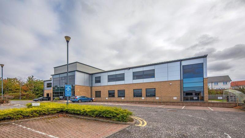 office to let Queensferry