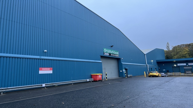 warehouse to let Newbridge