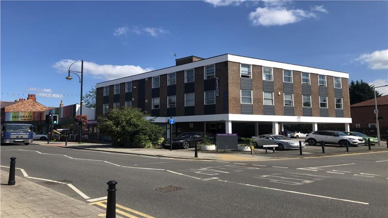 office to let Cheadle