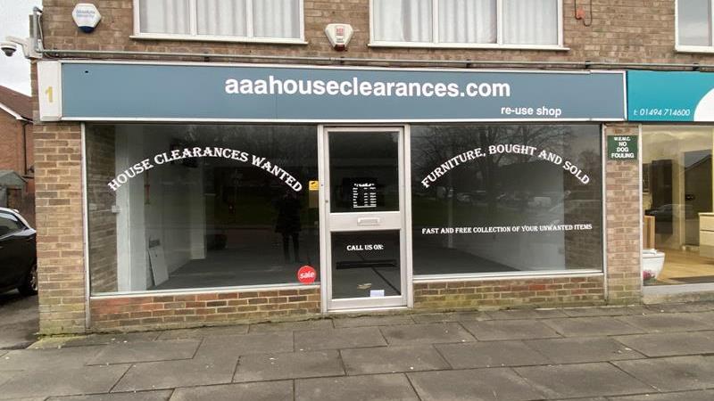 shop to let High Wycombe