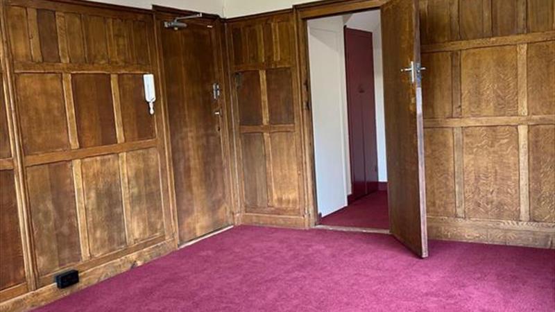 First Floor Office To Let