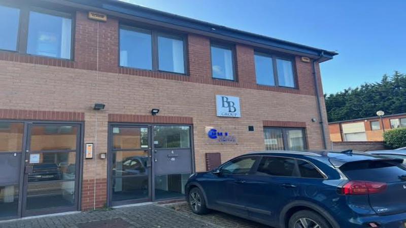 business unit to let Aylesbury