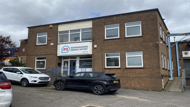 Office / Storage Accommodation To Let 
