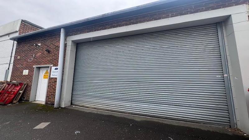 warehouse to let Bourne End