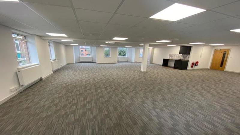 office to let Aylesbury