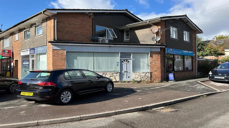 shop to let Marlow