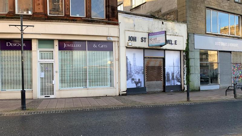 Shop With Store To Let 